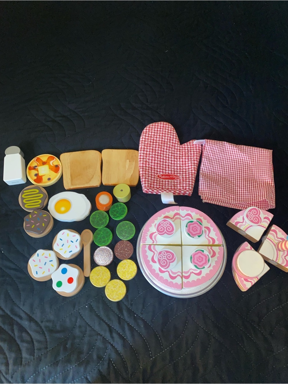 Melissa & Doug 44 Pc Pink Wooden Play Cake Dessert Sandwich Toppings Kid Set - Picture 3 of 14